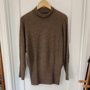 Long, brown cashmere pullover, vintage brand